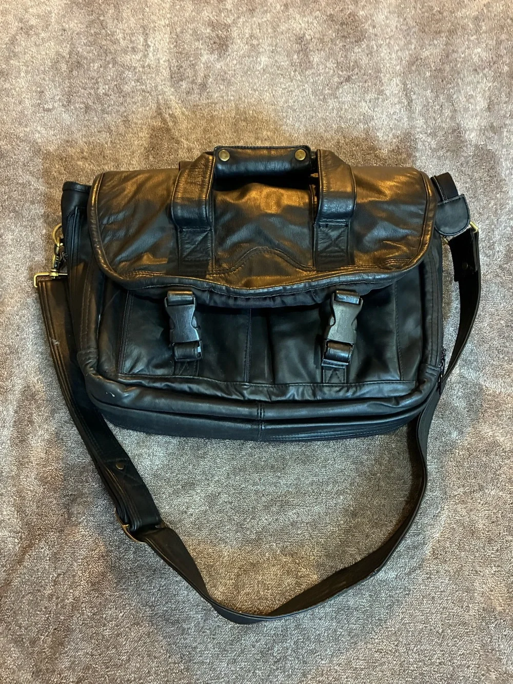 Wilson Leather Vintage Black Leather Messenger Laptop Briefcase Satchel 16X13”